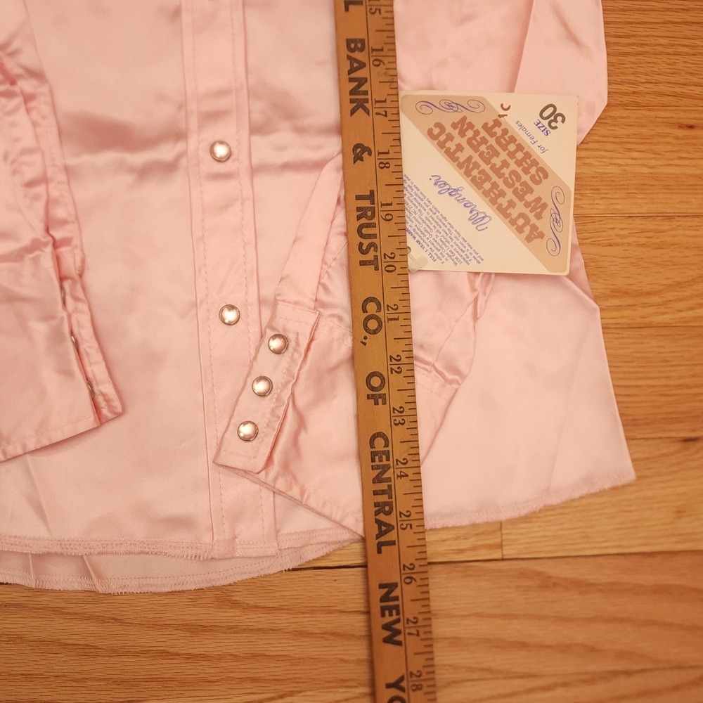 Wrangler Pearl Snap Western Shirt Peach Satin NWT - Picture 10 of 12